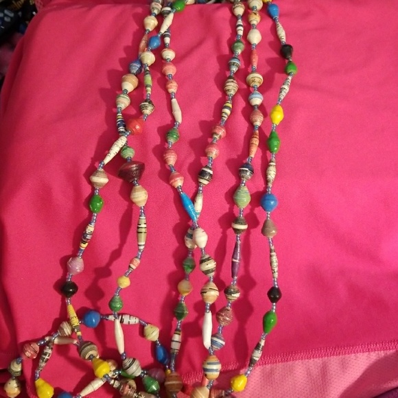 Fair Trade beaded Necklace from Uganda - Picture 2 of 3